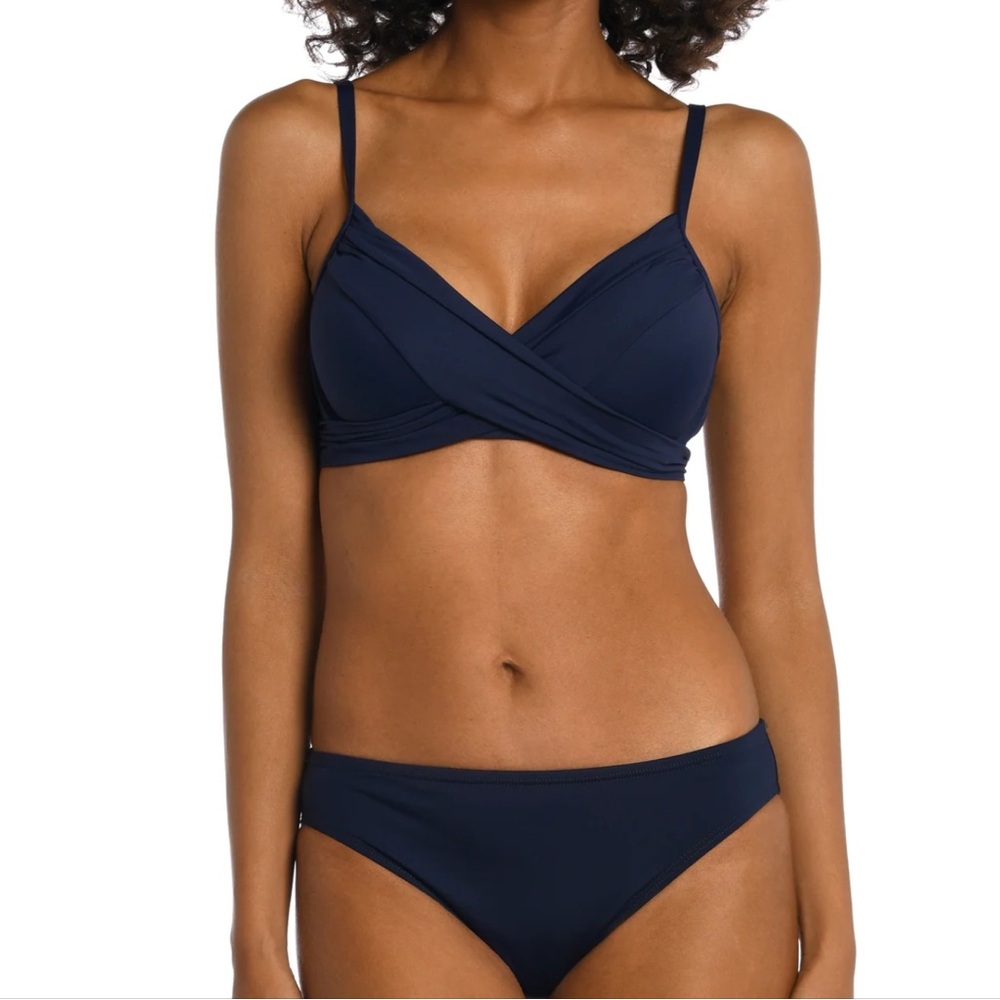 La Blanca Island Goddess Wrap Underwire push up swimsuit Top.